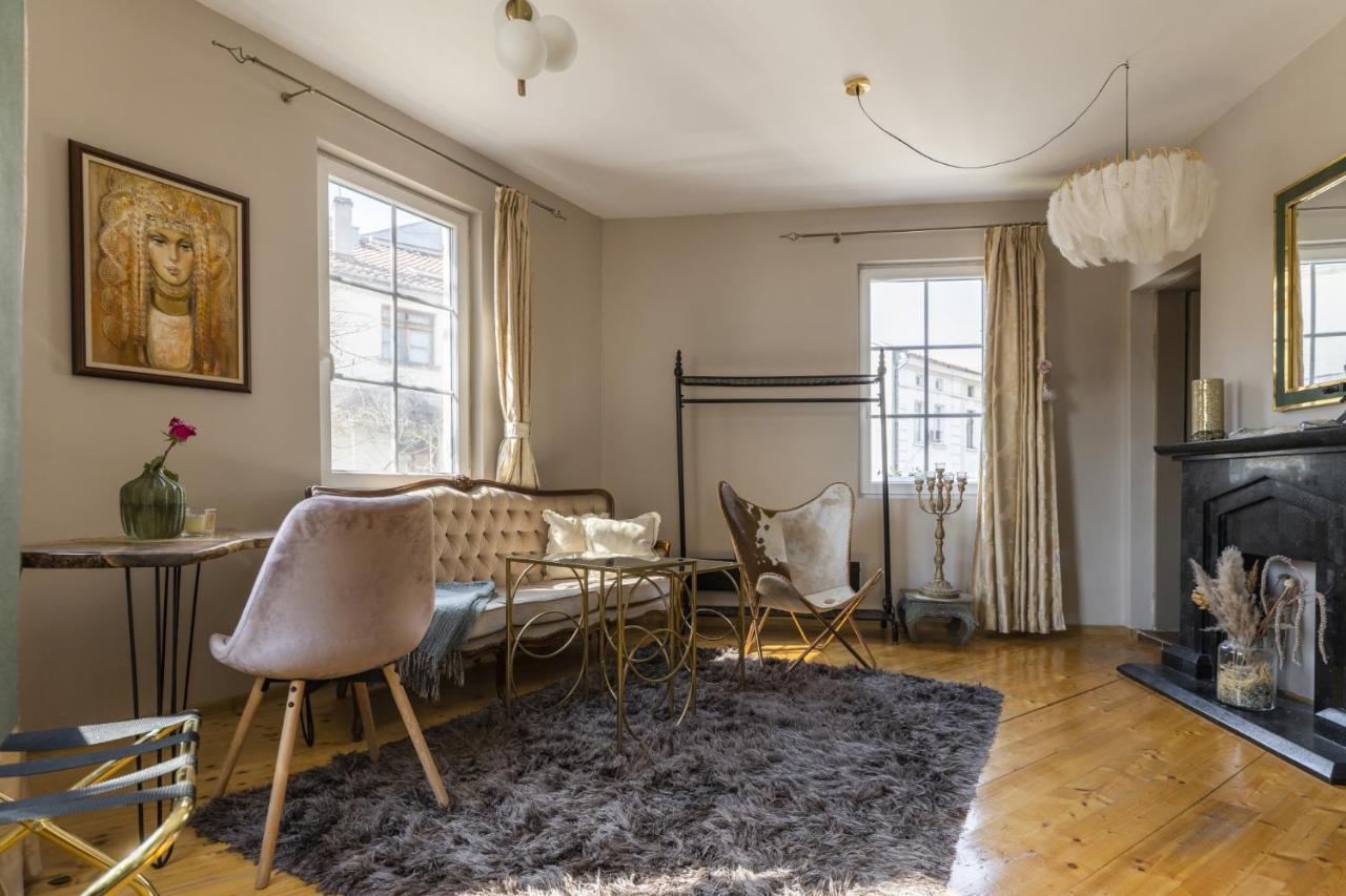 Historic Artcity Villa In Old Town 플로브디프 외부 사진