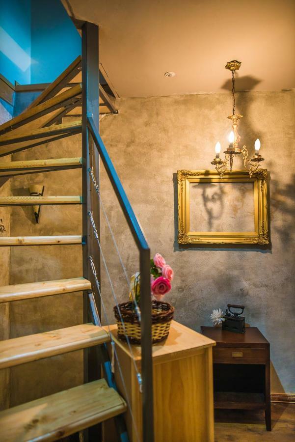 Historic Artcity Villa In Old Town 플로브디프 외부 사진
